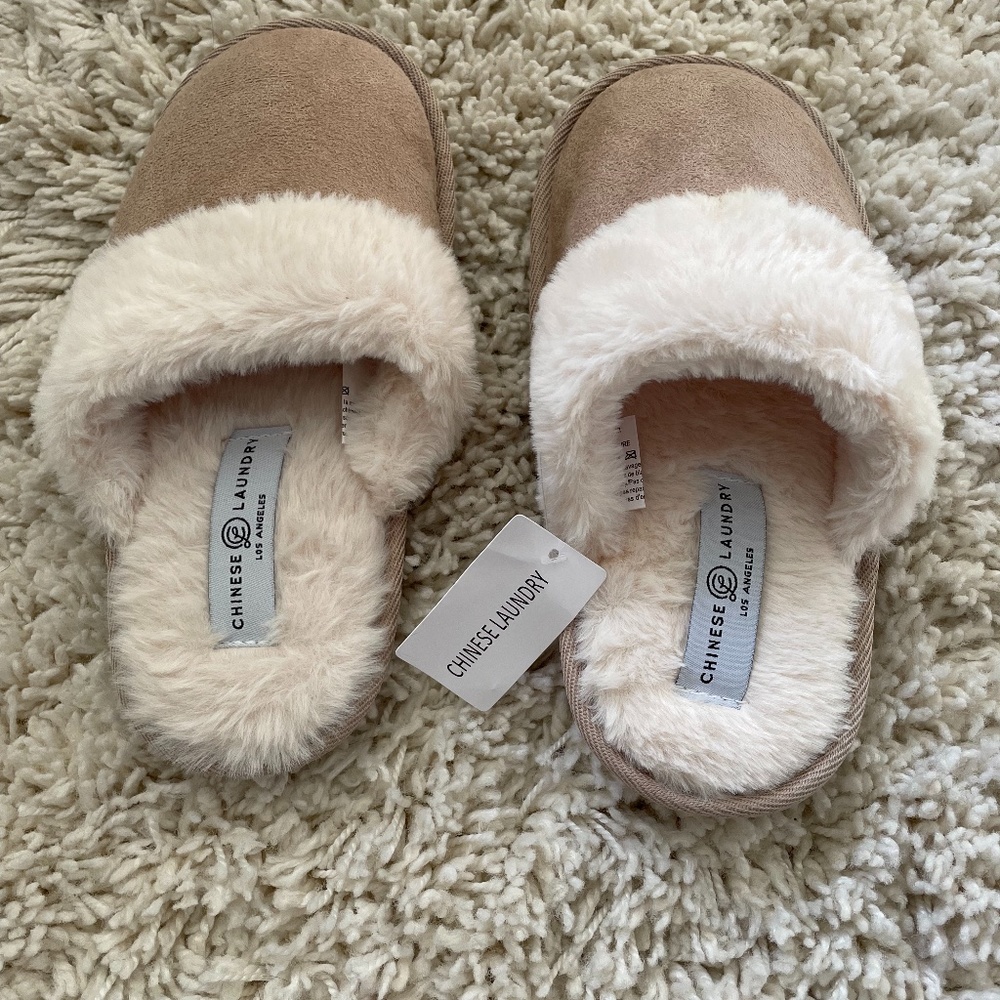Chinese Laundry Slippers